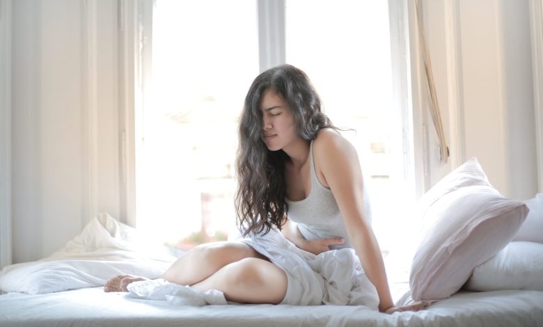 Ease hemorrhoid pain