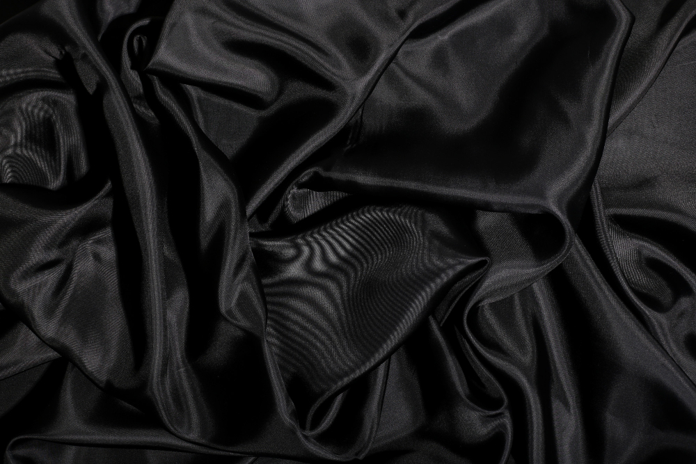 Buying Satin Fabric Online - These Tips Help You Make the Best Decision