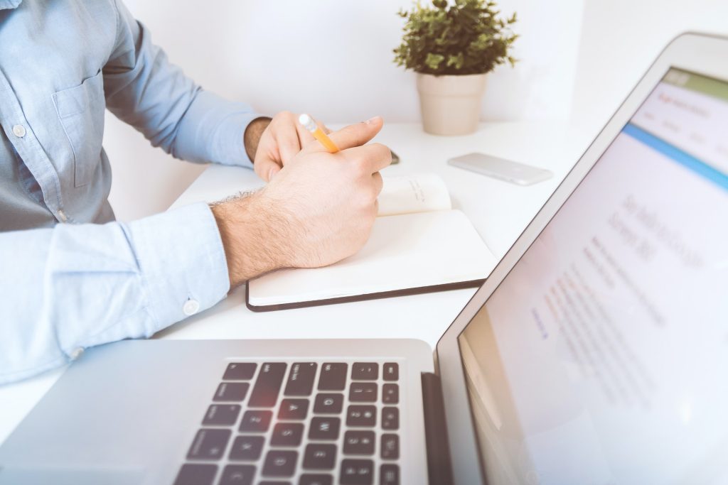 E - Commerce Consultant