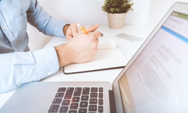 E - Commerce Consultant